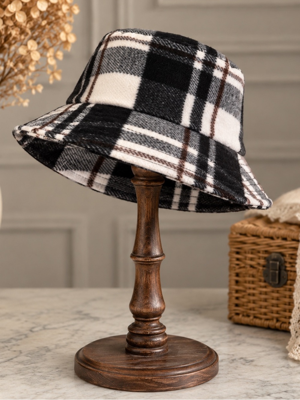 LA Express Plaid Bucket Hat Black White Grey Unisex Winter Fall